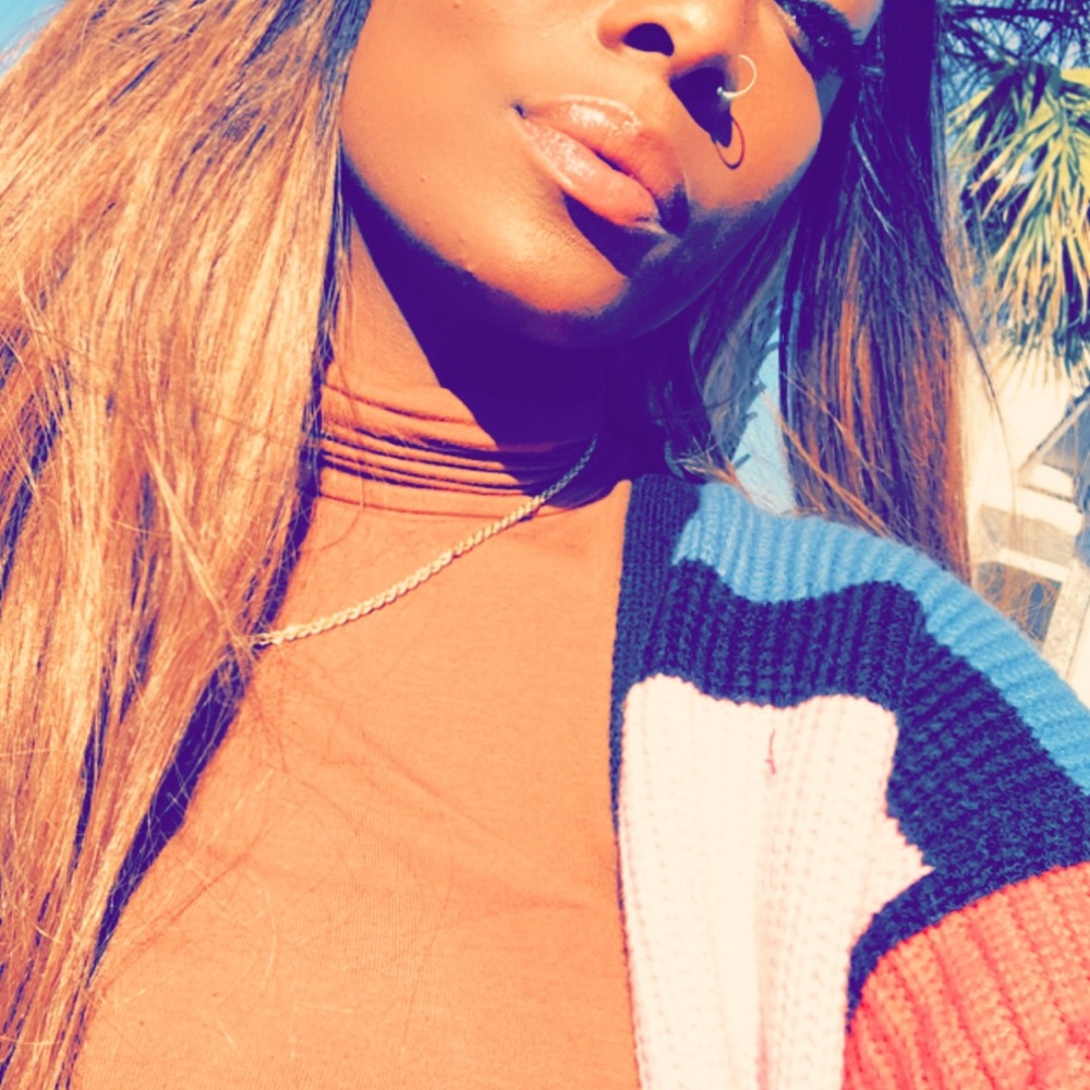 Meet your Posher, Star'Asia - Picture 5 of 8